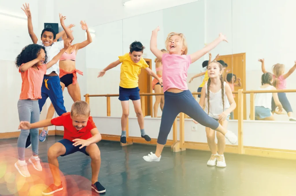 baila como tus personajes favoritos en lokobaile